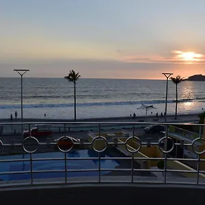  Apartment Departamento En Torre Miramar, Malecon De